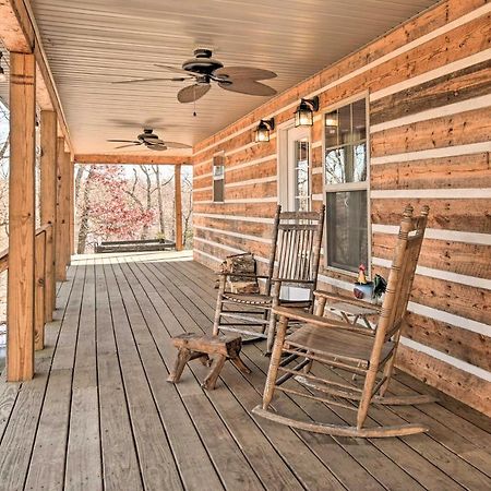 Quiet And Secluded Berea Cabin On 70-Acre Farm! ภายนอก รูปภาพ