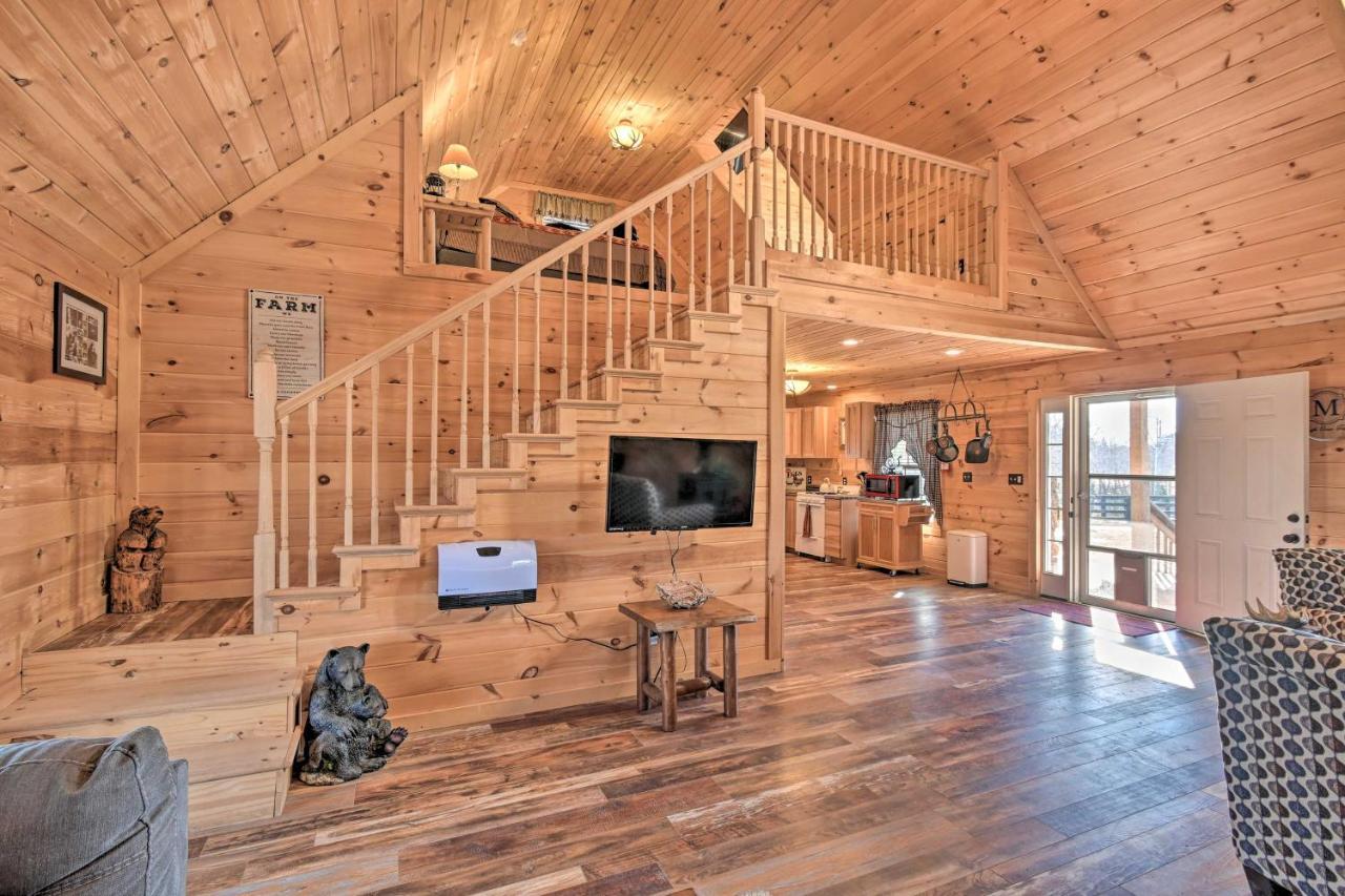 Quiet And Secluded Berea Cabin On 70-Acre Farm! ภายนอก รูปภาพ
