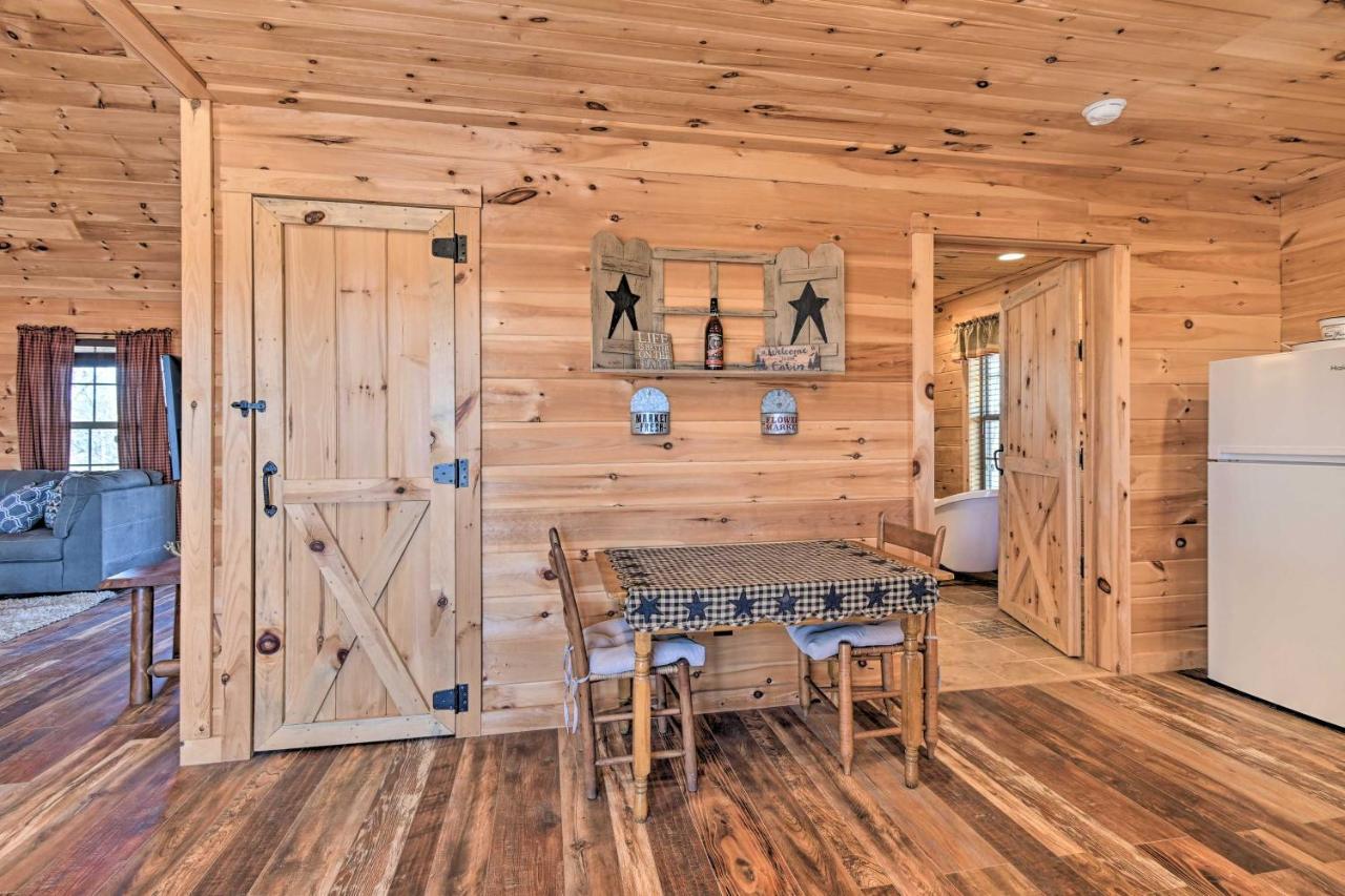 Quiet And Secluded Berea Cabin On 70-Acre Farm! ภายนอก รูปภาพ